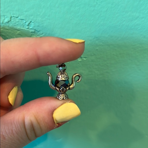 Jewelry - Silver Teapot Charm
